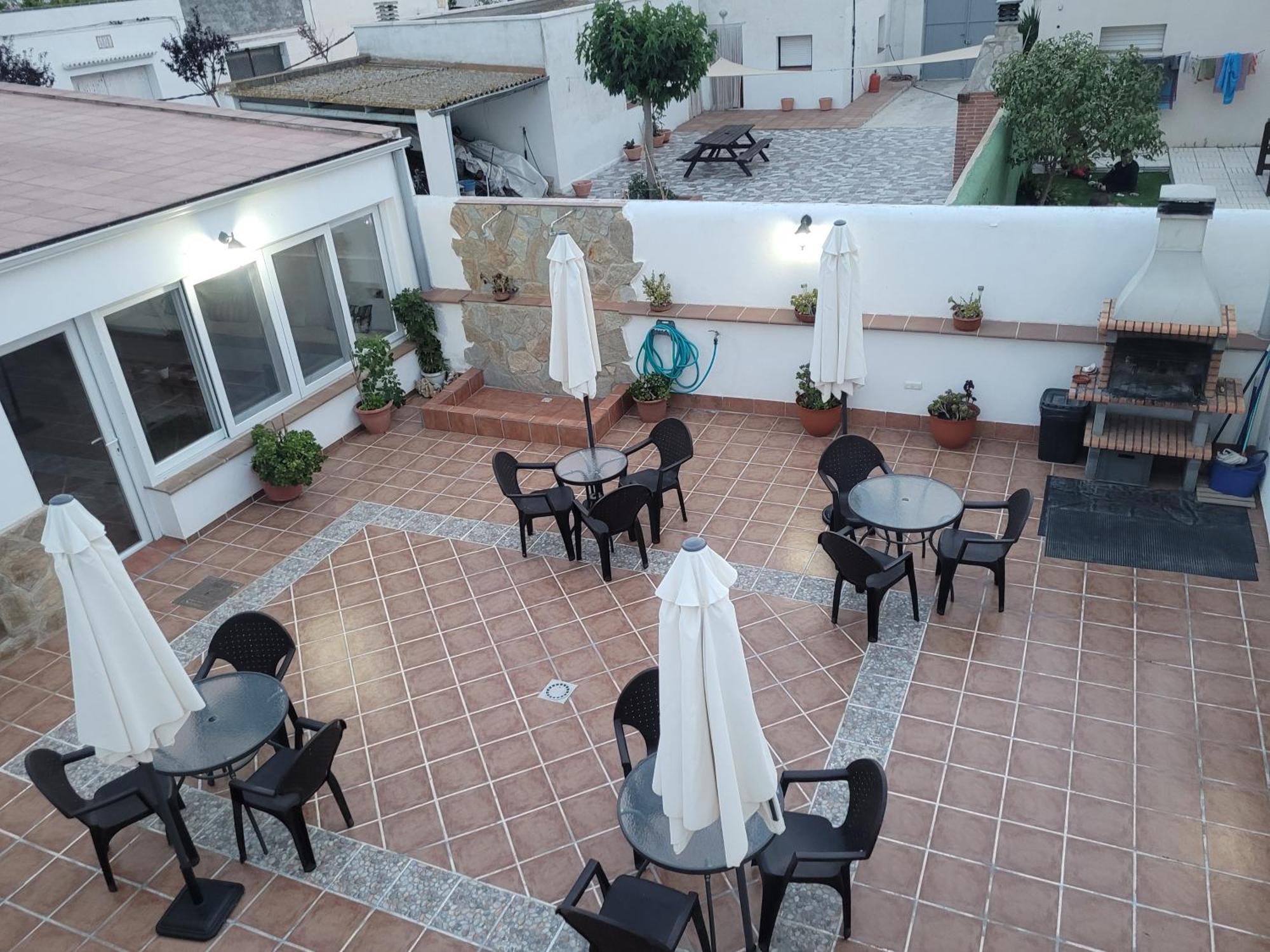 La Llar De Laura Guest House El Poblenou del Delta Exterior photo